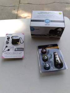 lot 343 image: Wireless Pod Earbuds in Packaging, ...