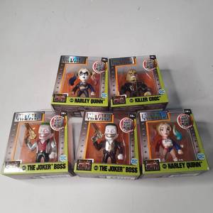 lot 186 image: Set of DC Comics Die Cast Metals ac...