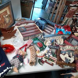 lot 206 image: Americana for every season Lots of...
