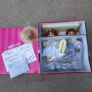 lot 237 image: Marie Osmond Porcelain dolls Brand ...