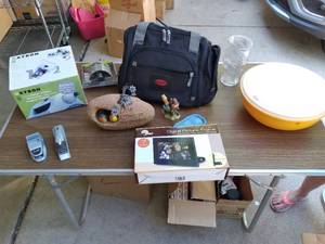 lot 414 image: Styer Transportation Insulated Cooler Bag, LED Night Light in Packaging, Stapler, Garden Decor, Xyron (510) Sticker Maker, 7 Digital Photo Frame, Tupperware Bowl With Lid