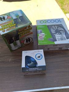 lot 415 image: O2 Cool Battery or Electric Fan, Boot & Sneaker Dryer, 4 Mini Fan