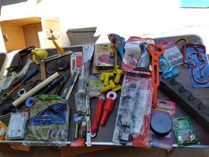 lot 422 image: 14 Ratchet Tire, Rubbermaid, Paint...