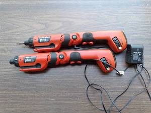lot 433 image: (2) Black & Decker Pivot with One C...