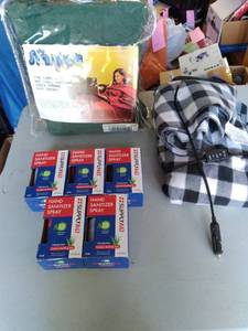 lot 436 image: The Slanket, (5) Hand Sanitizer Spr...