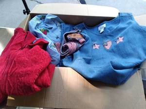 lot 456 image: Box of Ladies Clothing...