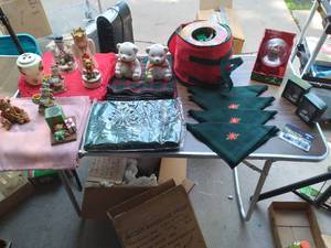 lot 459 image: Large Lot of Holiday Decor See Photos