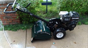 lot 02 image: Craftsman 6.5HP17 Rear Tine Tiller