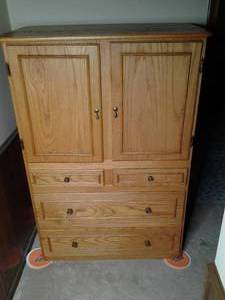 lot 137 image: Beautiful Solid Wood Armoire with 4...