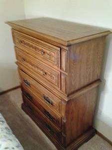 lot 139 image: Solid Wood 5 drawer HighBoy dresser...