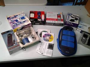lot 14 image: 175w Power Strip inverter, USB inte...