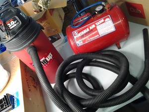 lot 156 image: 3.0hp Hang-up wetdry shop vac with...