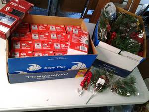 lot 162 image: Box with Tons of new Strands of Chr...
