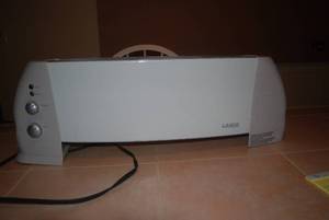 lot 601 image: Lasko 120v 60Hz 1500watt air heater...