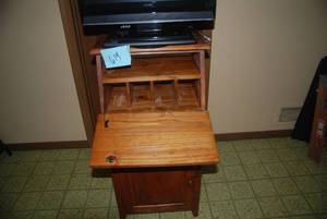 lot 619 image: Swivel base Kitchen Desk with attac...