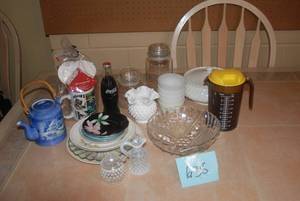 lot 638 image: Vintage and collector glassware, coca cola bottle