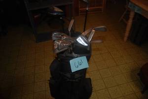 lot 661 image: Golf Bag Full of Clubs See Photos...