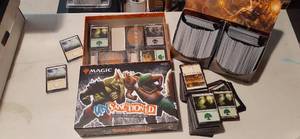 lot 704 image: Large lot of Magic The Playing Card...