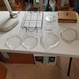lot 780 image: Adjustable Gooseneck floor lamp, metal recipe divider tool to convert measurements and other Misc items. check out the pictures for more detail on whats included