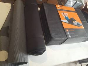 lot 743 image: Champion Vinyl Fitness Mat, and 2 o...
