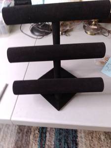 lot 534 image: 3 tier Black Velvet Jewelry Display...