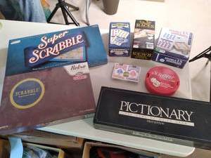 lot 583 image: Family Game Time Scrabble, Super ...