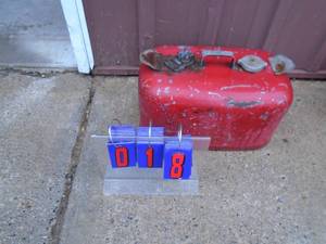 lot 18 image: Steel boat gas tank. Used condition. As shown.