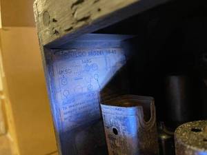lot 62 image: Vintage Philco Radio