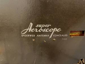 lot 74 image: Vintage Admiral Aeroscope Radio
