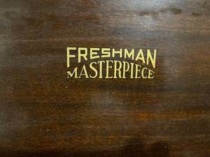 lot 96 image: Freeman Masterpiece Radio