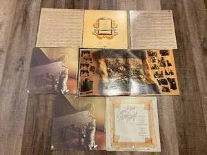 lot 106 image: Carole King Album Lot