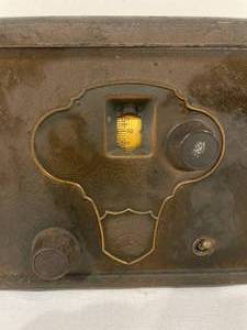 lot 119 image: Vintage Sentinal Radio