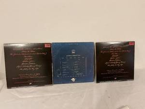 lot 120 image: 2 Thriller and One Greatest Hits Album
