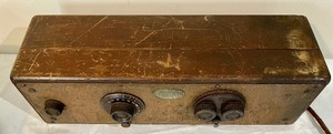 lot 18 image: Atwater Kent Receiving Set