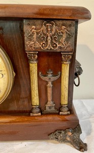 lot 38 image: Vintage Mantle Clock by Sessions