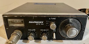 lot 153 image: 40 Channel Gemtronics GTX-44 CB Radio