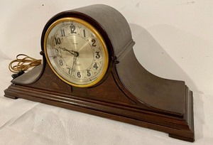 lot 177 image: Vintage Herschede Electric Clock