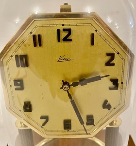 lot 172 image: Fancy Kern Clock