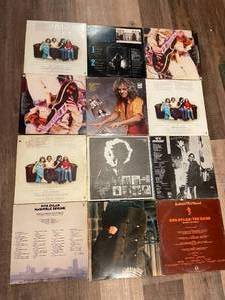lot 209 image: Peter Frampton and Bob Dylan Albums