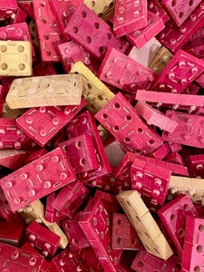 lot 281 image: American Bricks Toys