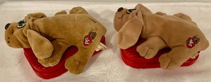 lot 294 image: Pound Puppies Radios