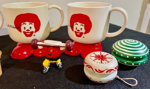 lot 331 image: McDonalds Cups and More