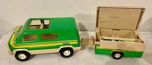 lot 314 image: Tonka Van with a Pop Up Camper