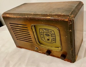 lot 309 image: Dalbar Radio