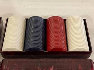 lot 398 image: 2 Vintage Poker Chip Sets