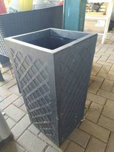 Planter and Gardening Supplies