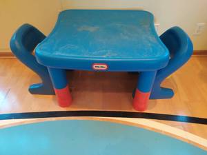 Little Tikes Table and Chair Set
