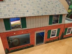 Cars Racetrack Table & Doll House