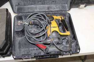 lot 361 image: DeWalt D25313 L-Shape Three Mode SDS  with Plastic Case