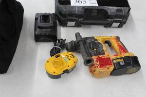lot 364 image: DeWalt DC212 18V Cordless SDS Hammer  with Plastic Case, Batteries (x2), Charger